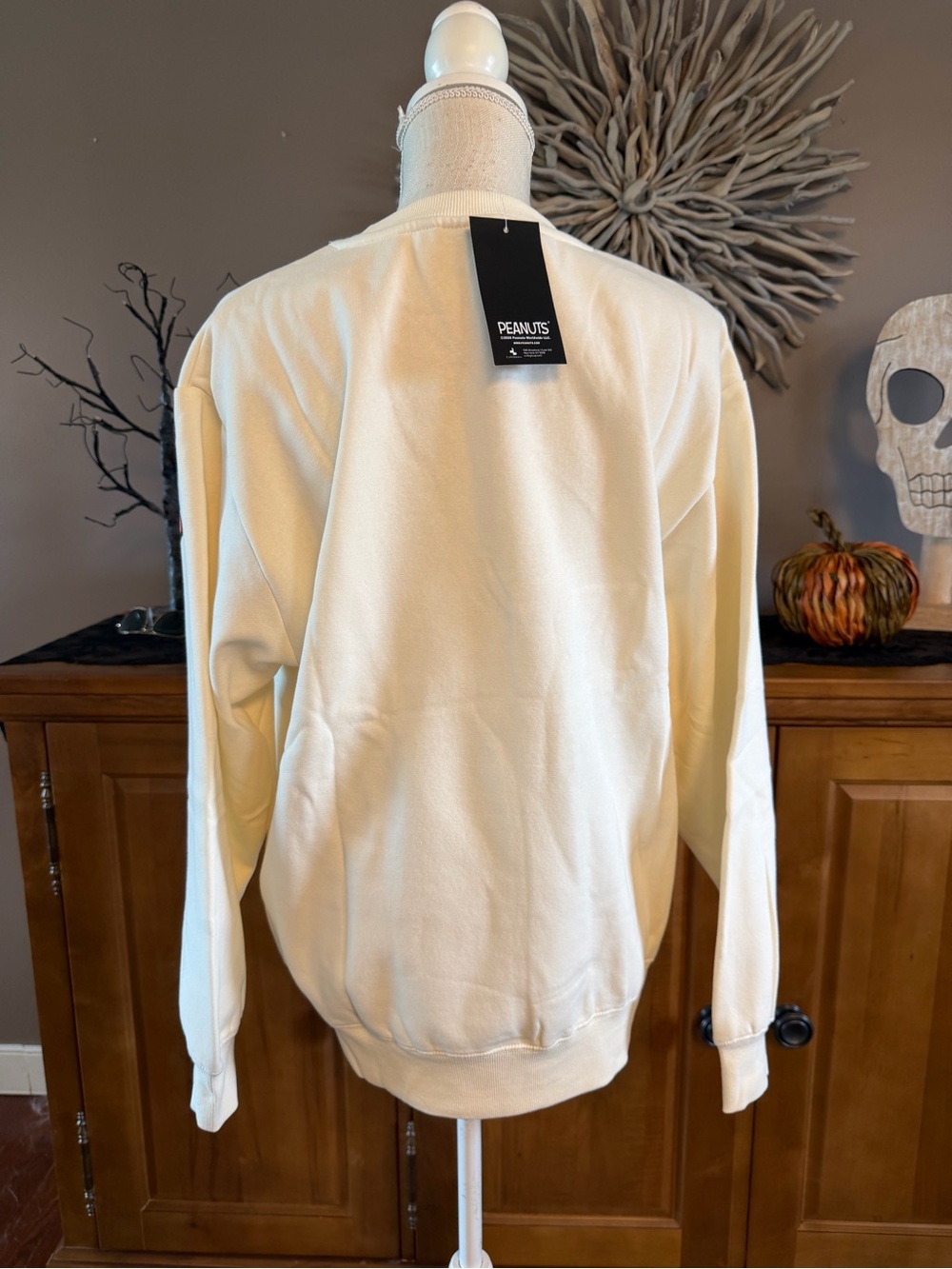 Peanuts Snoopy Halloween Spirit Jersey style Crewneck sweatshirt NWT - Picture 2 of 3